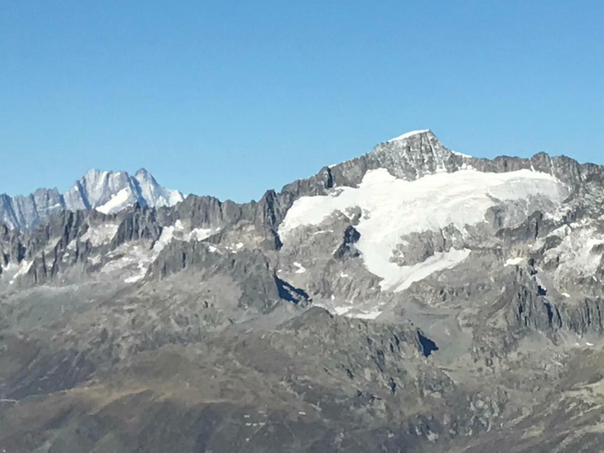 B&B Ursi Andermatt Buitenkant foto