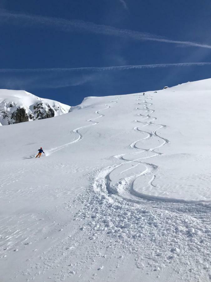 B&B Ursi Andermatt Buitenkant foto