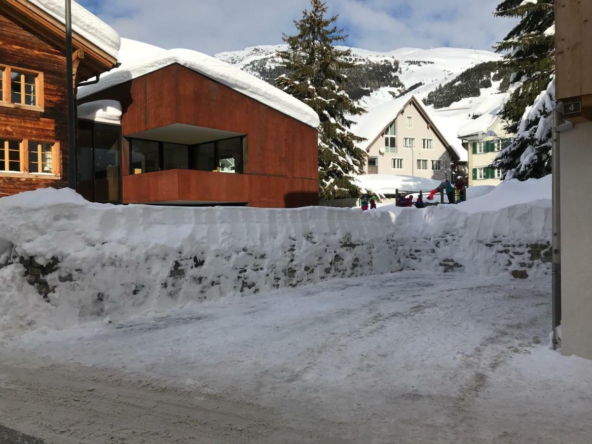 B&B Ursi Andermatt Buitenkant foto
